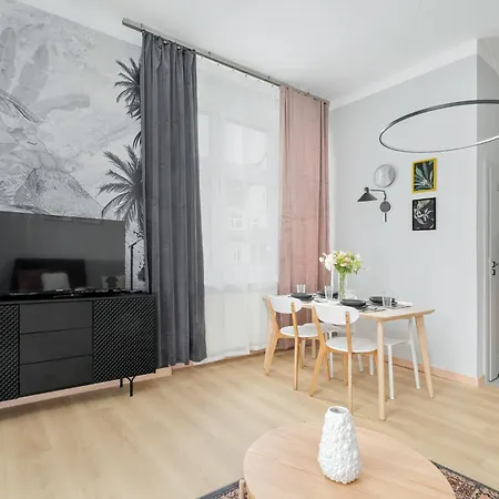 Nowy Apartament Z Widokiem Na Miasto By Renters Apartament Poznań