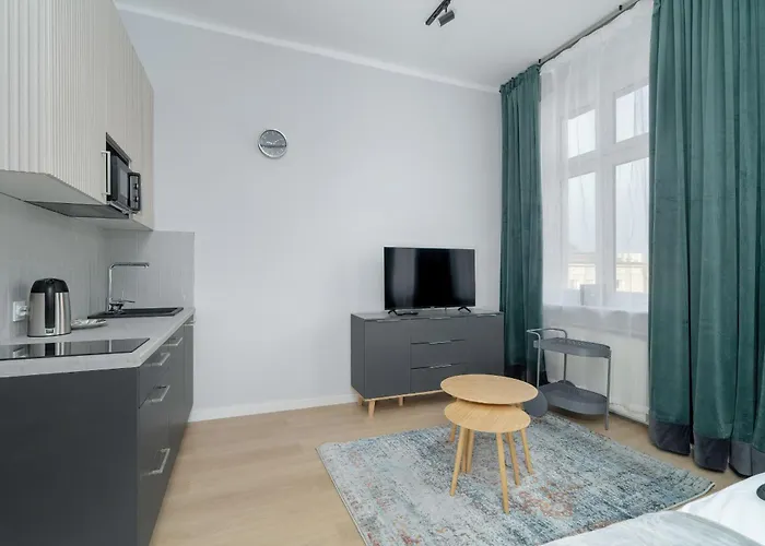 Nowy Apartament Z Widokiem Na Miasto By Renters 포즈난