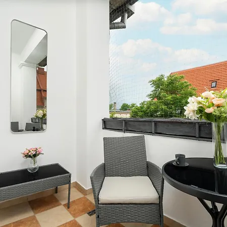 Nowy Apartament Z Widokiem Na Miasto By Renters *