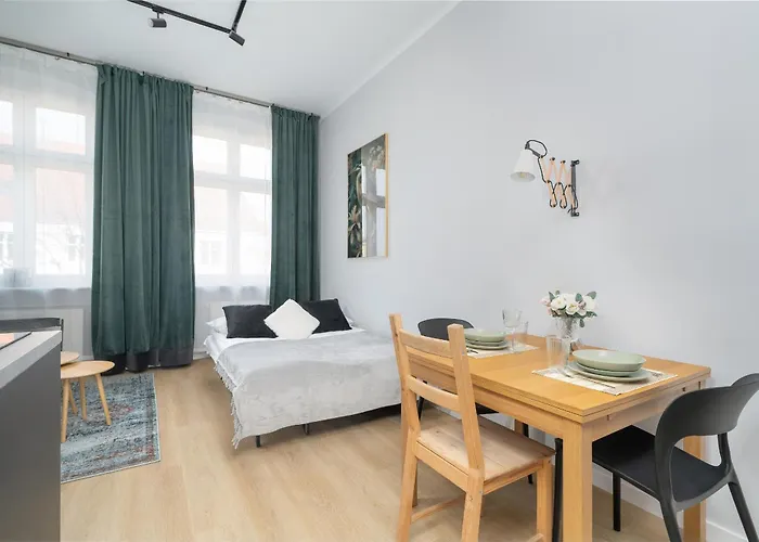 Nowy Apartament Z Widokiem Na Miasto By Renters Διαμέρισμα