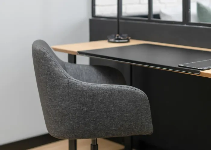 Nowy Apartament Z Widokiem Na Miasto By Renters *